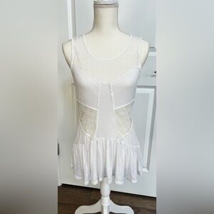 Moda (Victoria Secret) Lace Accent Ruffle Hem Tank